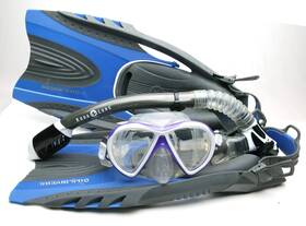 1452 Aqua Lung Pro Grade Diving Silicone Mask And Snorkel. Us Divers Fins Size S/m. Ex
