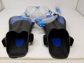 Cressi 810026086854 Palau Adjustable Snorkel Set Mask And Fins With Snorkeling Gear Carry Bag