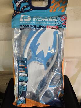 Usk100021 Cressi Used Junior Rocks Mask Fin Snorkel Set-white / Blue-lgxlg