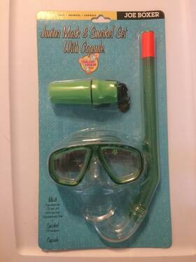 0-692199-110 Joe Boxer Junior Mask And Snorkel Set With Capsule Toy 3pc New