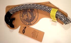 Osnc4miw Maverick America New C4 Mistral Snorkel Skull Crossbones White Black