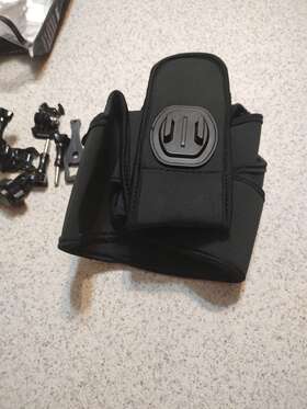 Pellking 709226438016 Single Shoulder Strap Mount Compatible For Gopro Akaso Or Black