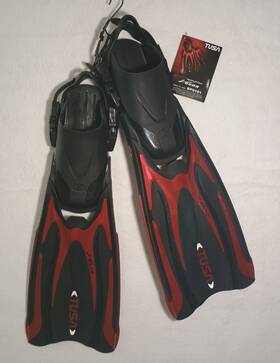 Sp0101m Tusa Vesa Diving Fins Sf010m Mdr Black And Metalic Red Medium