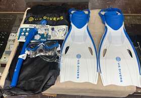 Sr3944009sm U.s. Diver Divers Tiki Adult Snorkeling Set - Mask Fins Snorkel And Gear Bag White S/m