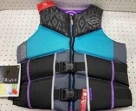 U.s. Divers 054065662253 Hyperlite Life Vest Floatation Aid Iii Ladies Adult Large 40 Inch -44
