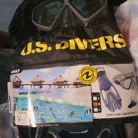 U.s. Divers 191649117904 Cozumel Adult Snorkel Set - Anti-fog Pc Lens Easy-adjust Mask Buckl