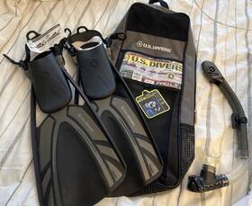 407191 U.s. Divers Adult Unisex Sm/md Pro Xl Tulum Snorkel Fins Bag Incomplete
