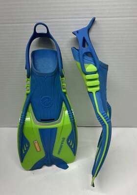 Sr3921010 U.s. Divers U.s Avila Kid Swimming Fins Nathan Shields Sz S/m 9-13 Dolphin Blue Green
