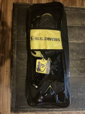 Um060039 U.s. Divers Icon Mask With Airent Snorkel Set