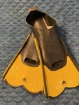 New Cressi Rondine Light Swim/snorkel Fins Yellow, Full Foot, Size 9.5-10.5 Us. Fixed Price $19.99.
