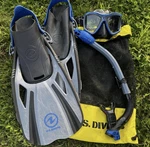 Us Divers Complete Set Adult Size Snorkeling Mask Fins Tube Carry Bag. Fixed Price $60.00.