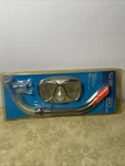 Wave Zone Mask & Snorkel Set Nip #778 Off 14 Yo +. Fixed Price $15.00.