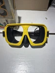 Vintage Aqua Leisure Swimgear Standard Dive Mask Explorer Model 1430. Fixed Price $30.00.