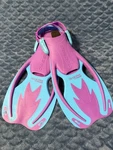 New Cressi Kids Size S-m Fins And Snorkle Open Box.. Fixed Price $19.99.