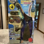 Body Glove Snorkel Set -new. Fixed Price $20.00.