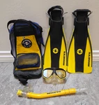 Aqua Lung Us Diver Junior Snorkeling Set (fin Size Xl) Mask Kids Youth Yellow. Fixed Price $12.99.