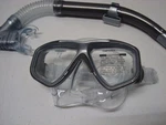 Poi Pounders 2 Pc Manta Ray Combo Snorkel And Mask Set. Fixed Price $14.97.