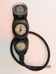 Suunto 3 Line Combo Cb With Rubber Hose - Great Condition. Fixed Price $199.00.