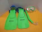 Dolfino Youth 4 Piece Neon Green Snorkel Set Backpack, Mask, Fins, &. Fixed Price $12.95.