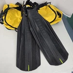 Aqualung Blades 2 With Bag Included Size Small, Swim Fins, Made Italy, Black. Fixed Price $22.00.