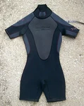 Aqua Lung Sport 3MM Quantum Stretch Shorty Wetsuit Size 3/4 PO#8D4340. Fixed Price $25.00.