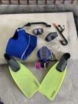 Body Glove Long Blade Snorkel/mask Set With Fins. Fixed Price $25.00.