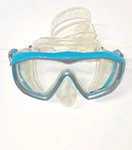 U.s. Divers Tempered Goggles And Submersible Snorkel Pivot-dry Carrying Case. Fixed Price $27.99.