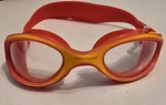 Body Glove Youth Swim Goggles Adjustable Straps & Anti-fog Lenses Silicone Seal. Fixed Price $12.99.