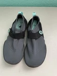 Body Glove Horizon Non Slip Water Shoes Kids Youth Size 13. Fixed Price $8.00.