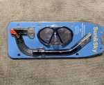 Sun & Sky Adult Swim Mask Snorkel Set Shatterproof Flexible Mouthpiece. Fixed Price $14.00.