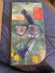 Speedo Dive Set Junior Mask Snorkel Sealed. Fixed Price $14.99.