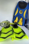 Us Divers Snorkel Set Aqua Lung Shredder Ii Fins Mask Blue Mesh Carry Bag 7-10. Fixed Price $61.75.
